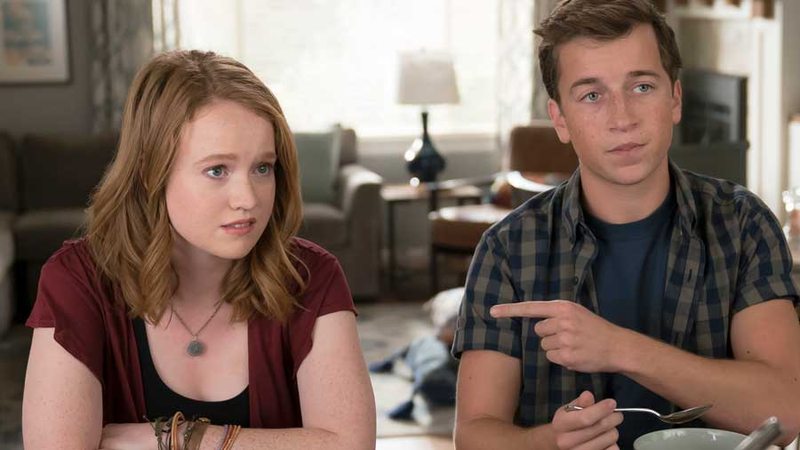 Liv Hewson and Skyler Gisondo